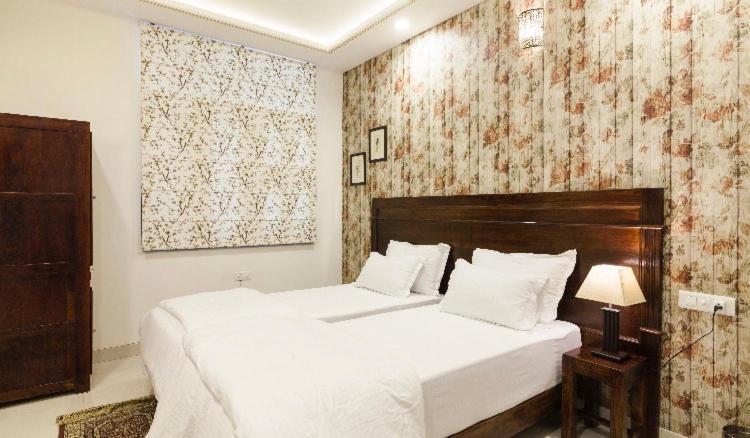 White Tulips Home Stay Džajpur Exteriér fotografie